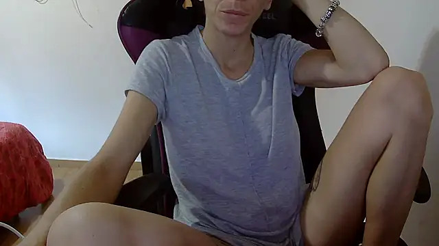 Snapshot of vampirosa@xh chatting on October 2025 11:00:01 AM vampirosaxh online show from October 2025 11:00:01 AM