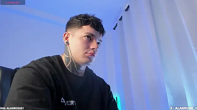 Snapshot of AlanRose01 chatting on November 2025 02:29:02 PM AlanRose01 online show from November 2025 02:29:02 PM