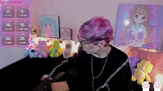 Snapshot of Strawberry_Kitty_ chatting on November 2025 03:50:02 AM Strawberry Kitty online show from November 2025 03:50:02 AM