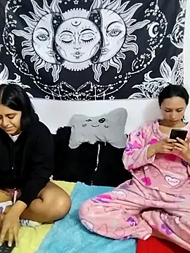 emily n abby online show from June 2026 05:17:02 PM