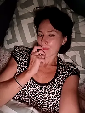 Luna 7777 online show from October 2025 10:42:02 PM