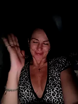 Snapshot of Luna_7777 chatting on February 2026 07:50:02 PM Luna 7777 online show from February 2026 07:50:02 PM