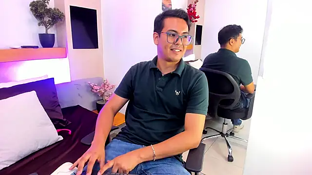 JohnBelRose online show from February 2026 07:52:02 PM