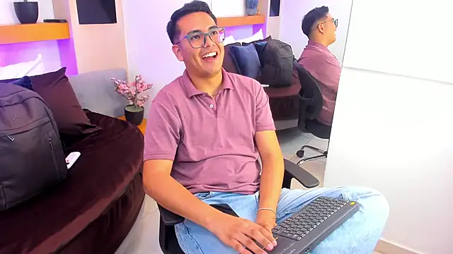 JohnBelRose online show from February 2026 12:48:01 AM