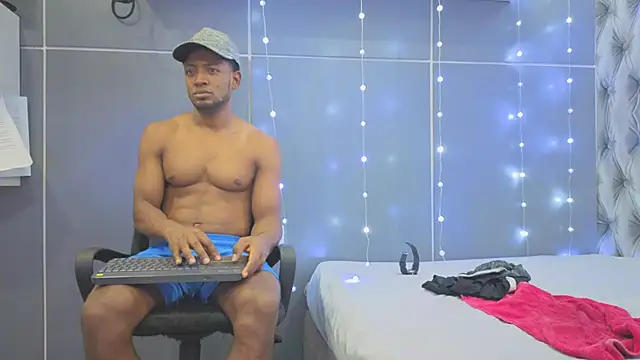 Snapshot of Stevenbrand chatting on November 2025 08:12:01 PM Stevenbrand online show from November 2025 08:12:01 PM