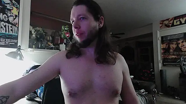 biggerisbetter12 online show from April 2026 06:27:01 AM