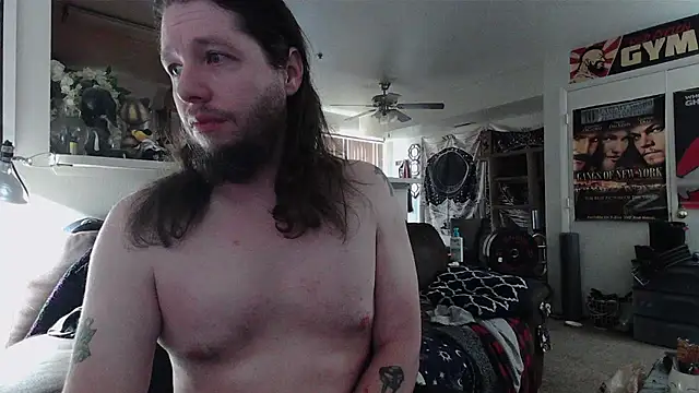 biggerisbetter12 online show from June 2026 07:05:02 PM