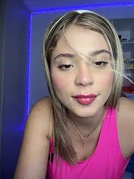 Snapshot of _Alicee_1 chatting on November 2025 01:25:02 AM Alicee 1 online show from November 2025 01:25:02 AM