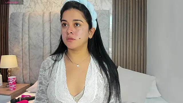 Snapshot of goddessfeetxx chatting on October 2025 08:38:01 PM goddessfeetxx online show from October 2025 08:38:01 PM