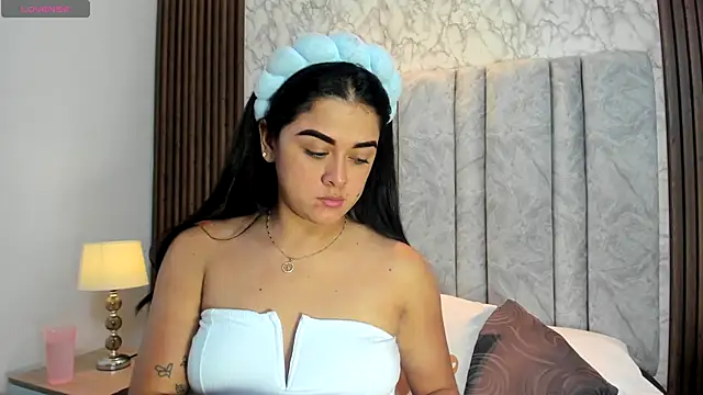 Snapshot of goddessfeetxx chatting on November 2025 10:10:02 PM goddessfeetxx online show from November 2025 10:10:02 PM