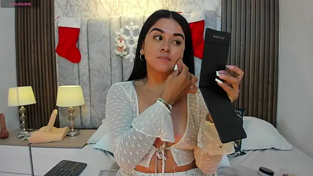 Snapshot of goddessfeetxx chatting on December 2025 08:27:02 PM goddessfeetxx online show from December 2025 08:27:02 PM