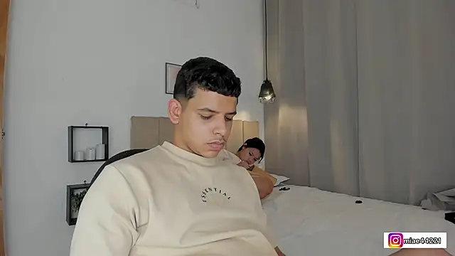 Little Emma 11 online show from January 2026 08:12:02 PM