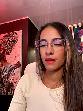 Snapshot of elegant__rouse chatting on December 2025 07:44:01 PM elegant rouse online show from December 2025 07:44:01 PM