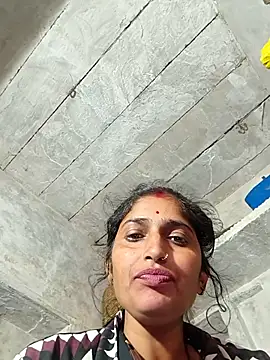 Snapshot of Pooja_shre chatting on November 2025 05:00:02 AM Pooja shre online show from November 2025 05:00:02 AM