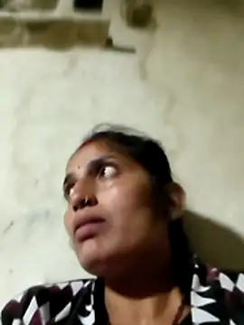 Snapshot of Pooja_shre chatting on December 2025 07:12:02 PM Pooja shre online show from December 2025 07:12:02 PM