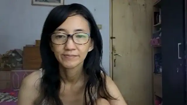 princessD077 online show from June 2026 04:37:02 PM