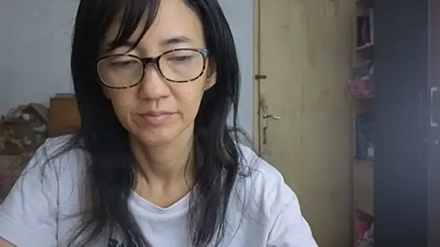 princessD077 online show from June 2026 04:28:01 PM
