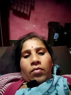 Snapshot of OliveGreen22 chatting on November 2025 07:38:01 PM OliveGreen22 online show from November 2025 07:38:01 PM