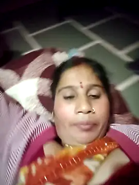 Snapshot of OliveGreen22 chatting on November 2025 04:07:02 PM OliveGreen22 online show from November 2025 04:07:02 PM