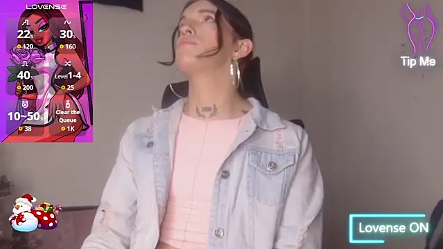 Snapshot of Scarlett_crastrawberry chatting on December 2025 08:48:01 PM Scarlett crastrawberry online show from December 2025 08:48:01 PM