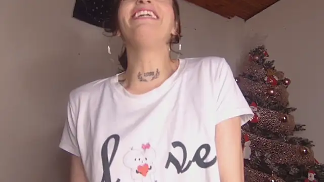 Scarlett crastrawberry online show from January 2026 10:01:02 PM