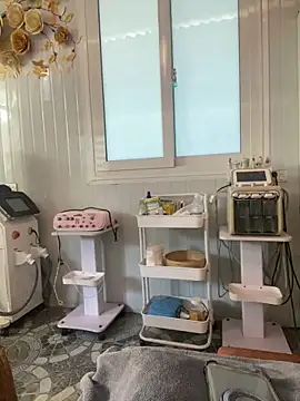 Snapshot of Phale2x chatting on November 2025 01:16:01 AM Phale2x online show from November 2025 01:16:01 AM