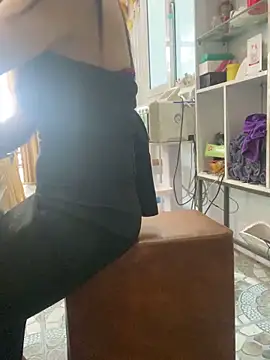 Snapshot of Phale2x chatting on November 2025 02:12:02 AM Phale2x online show from November 2025 02:12:02 AM