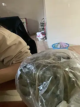 Snapshot of Phale2x chatting on February 2026 08:11:01 AM Phale2x online show from February 2026 08:11:01 AM