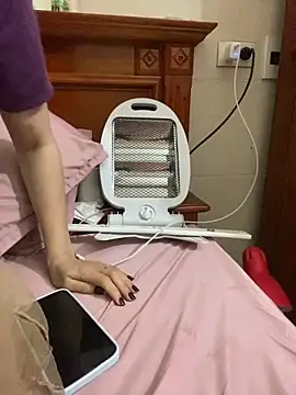 Snapshot of Phale2x chatting on February 2026 12:06:02 AM Phale2x online show from February 2026 12:06:02 AM