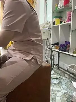 Snapshot of Phale2x chatting on March 2026 06:30:02 AM Phale2x online show from March 2026 06:30:02 AM