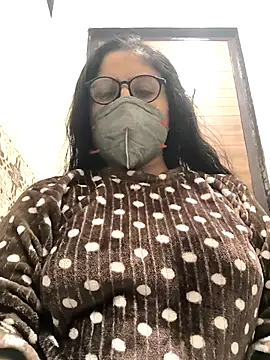 Snapshot of Lovely_Tannu chatting on December 2025 04:25:02 PM Lovely Tannu online show from December 2025 04:25:02 PM