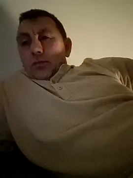 Snapshot of Sasa19790 chatting on March 2026 08:33:01 PM Sasa19790 online show from March 2026 08:33:01 PM