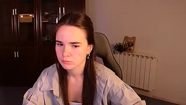 May Bloom online show from October 2025 09:19:01 AM