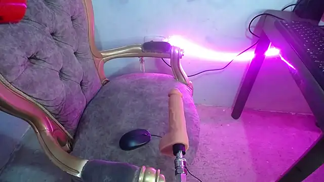 Snapshot of lazzy6565 chatting on March 2026 07:03:02 AM lazzy6565 online show from March 2026 07:03:02 AM