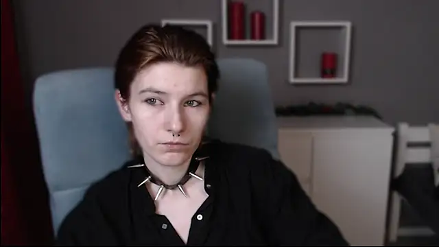 guitarandangell online show from December 2025 08:21:02 AM