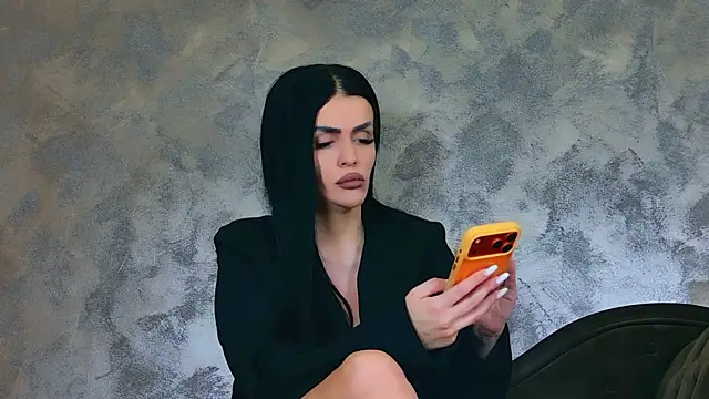 Snapshot of KimWilmes chatting on May 2026 02:12:02 PM KimWilmes online show from May 2026 02:12:02 PM
