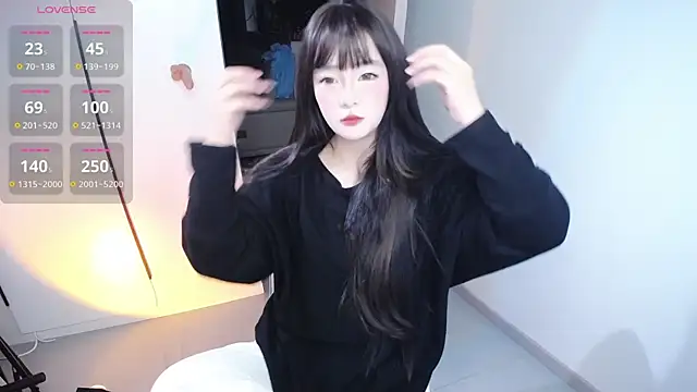 Snapshot of Kinadolly chatting on October 2025 12:19:02 PM Kinadolly online show from October 2025 12:19:02 PM