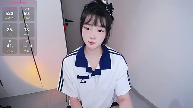 Snapshot of Kinadolly chatting on November 2025 10:01:02 AM Kinadolly online show from November 2025 10:01:02 AM