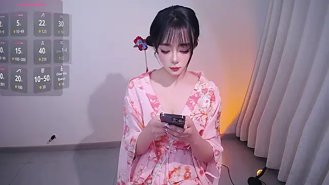 Snapshot of Kinadolly chatting on May 2026 02:25:02 PM Kinadolly online show from May 2026 02:25:02 PM