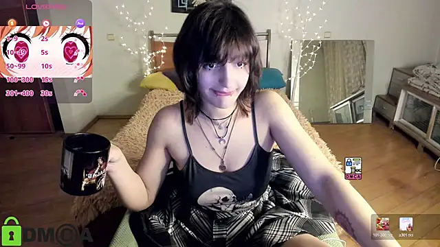 A Skyy online show from May 2026 08:47:02 PM