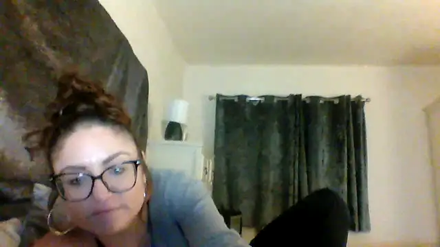Snapshot of fatal_lover chatting on November 2025 04:40:01 PM fatal lover online show from November 2025 04:40:01 PM