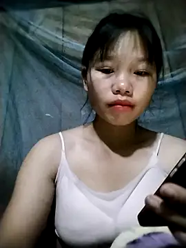 Snapshot of linh-miu99 chatting on October 2025 03:13:01 PM linh-miu99 online show from October 2025 03:13:01 PM