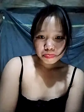 Snapshot of linh-miu99 chatting on October 2025 03:22:02 PM linh-miu99 online show from October 2025 03:22:02 PM