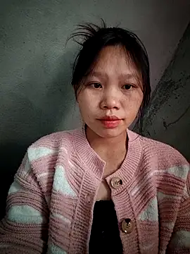 linh-miu99 online show from March 2026 07:34:02 AM