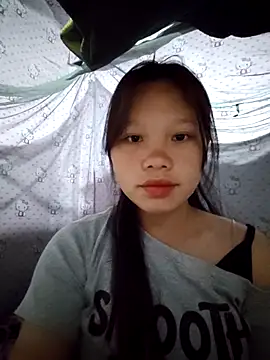 linh-miu99 online show from March 2026 02:31:01 PM