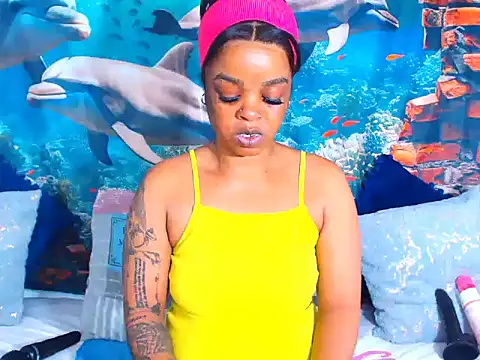 Snapshot of Cherrybootyjoy chatting on November 2025 05:50:02 AM Cherrybootyjoy online show from November 2025 05:50:02 AM