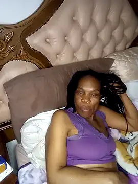 Hotcougar online show from October 2025 06:46:02 PM