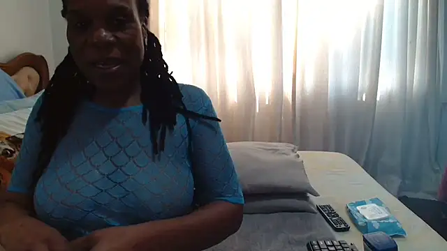 Hotcougar online show from May 2026 07:38:01 AM