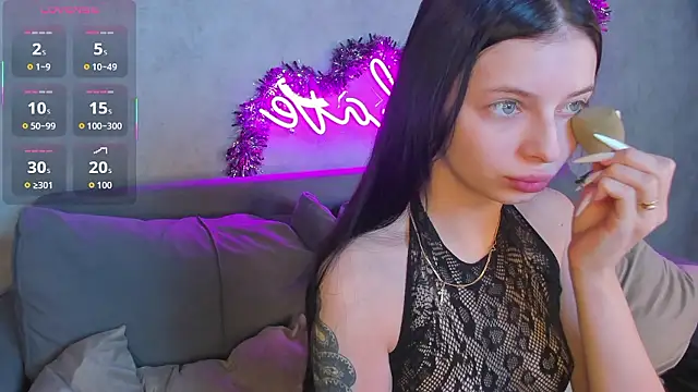 Eva Mayers online show from January 2026 10:36:02 PM