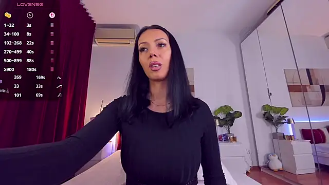 Snapshot of nadeen_na chatting on November 2025 05:24:01 PM nadeen na online show from November 2025 05:24:01 PM